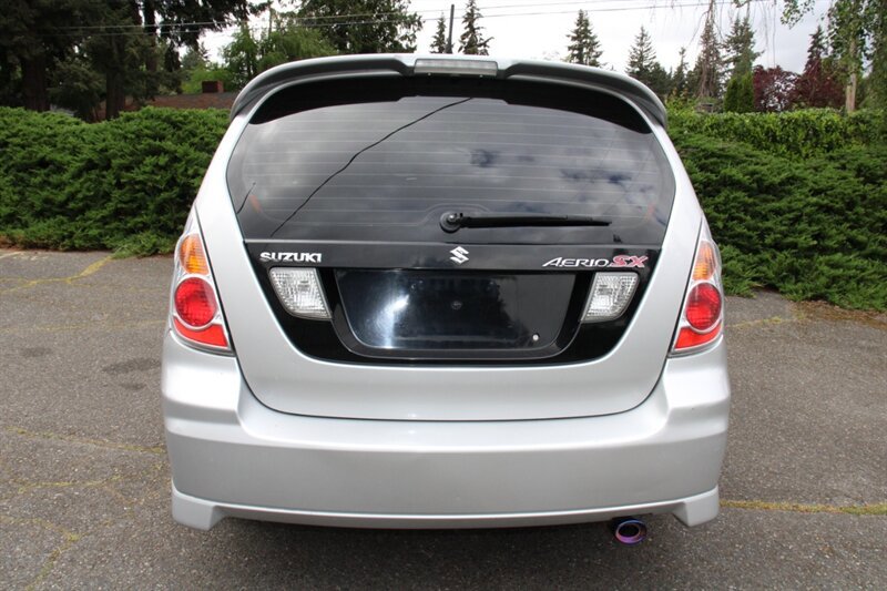 Used 2006 Suzuki Aerio SX FWD image 10