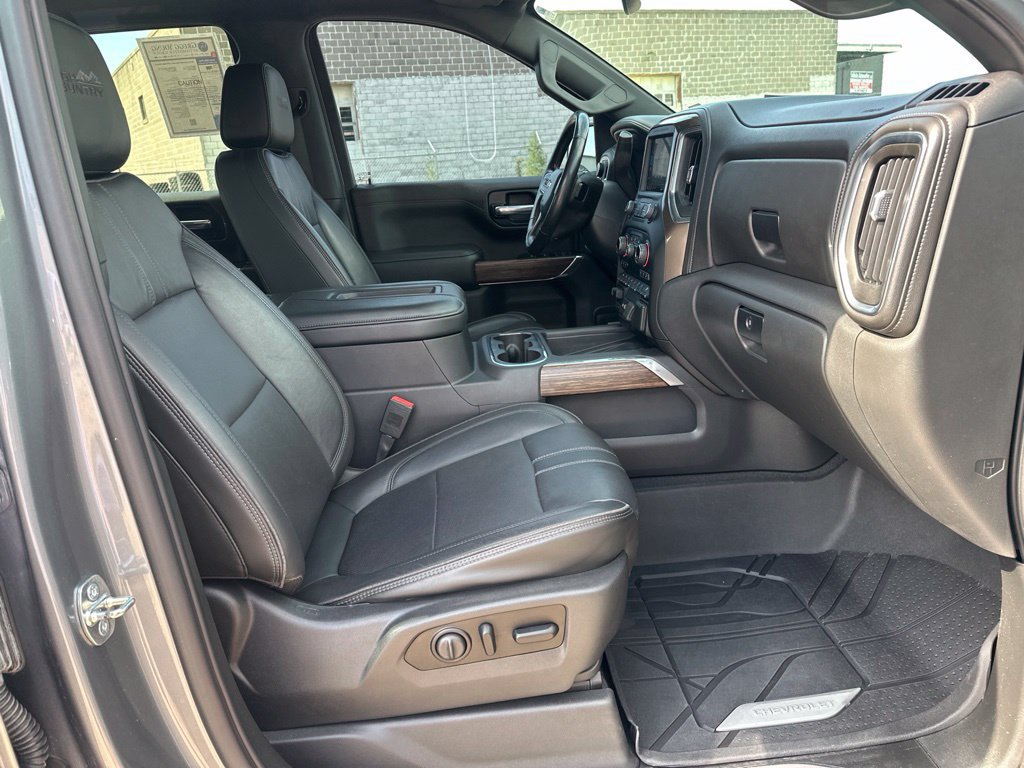 Used 2019 Chevrolet Silverado 1500 High Country AWD/4WD image 13