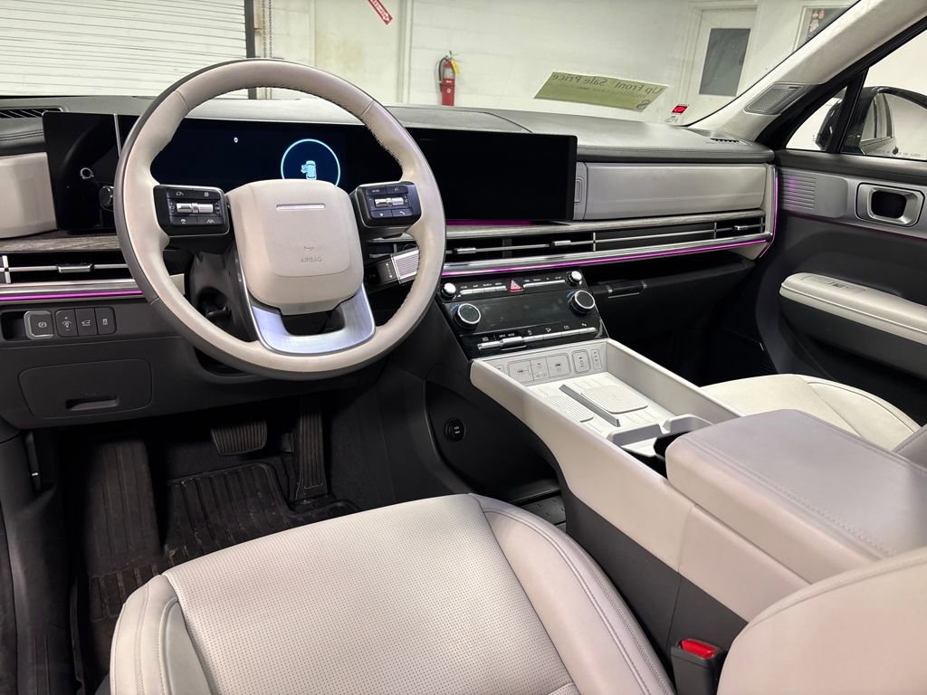 Used 2025 Hyundai Santa Fe Calligraphy image 28