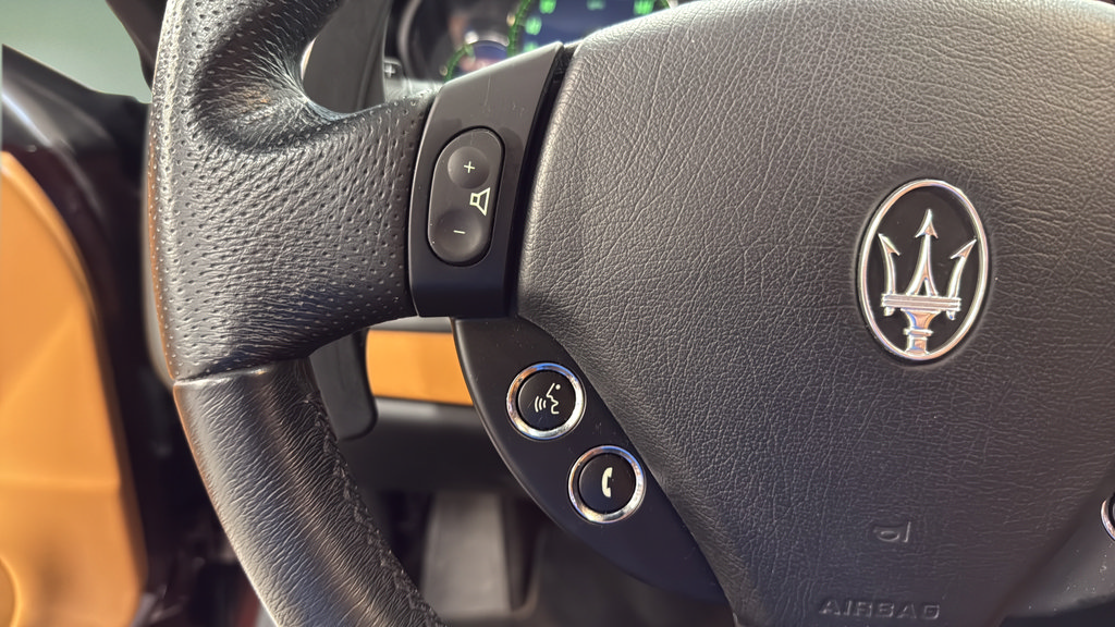 Used 2015 Maserati GranTurismo Convertible RWD image 42