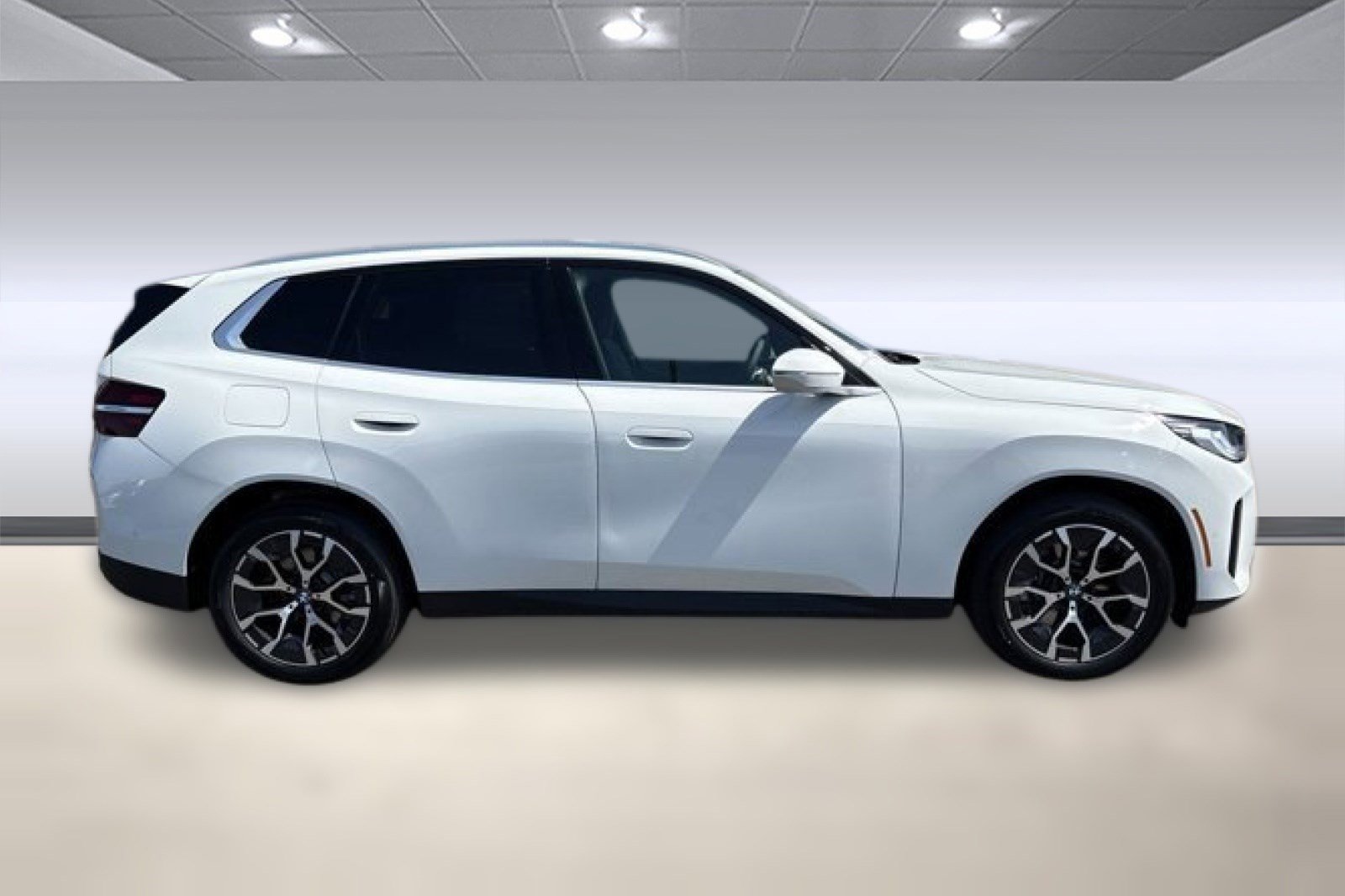 Used 2025 BMW X3 xDrive30i w/ Convenience Package image 8