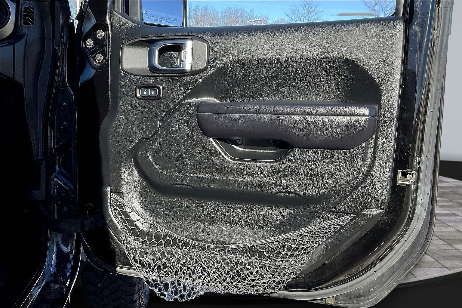 Used 2018 Jeep Wrangler Unlimited Sport S image 18