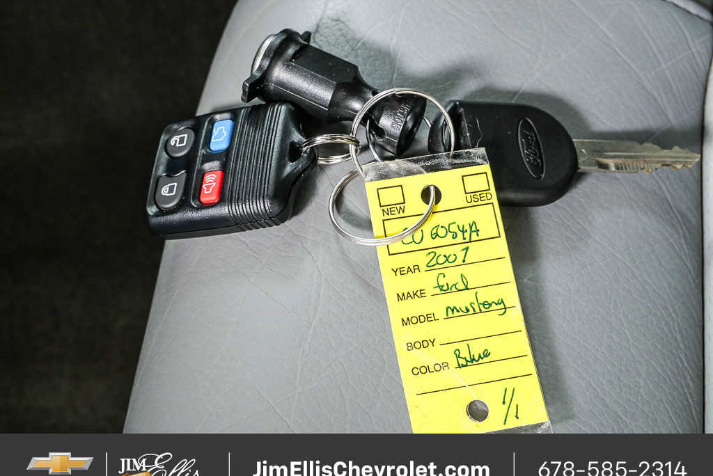 Used 2007 Ford Mustang GT Premium image 32