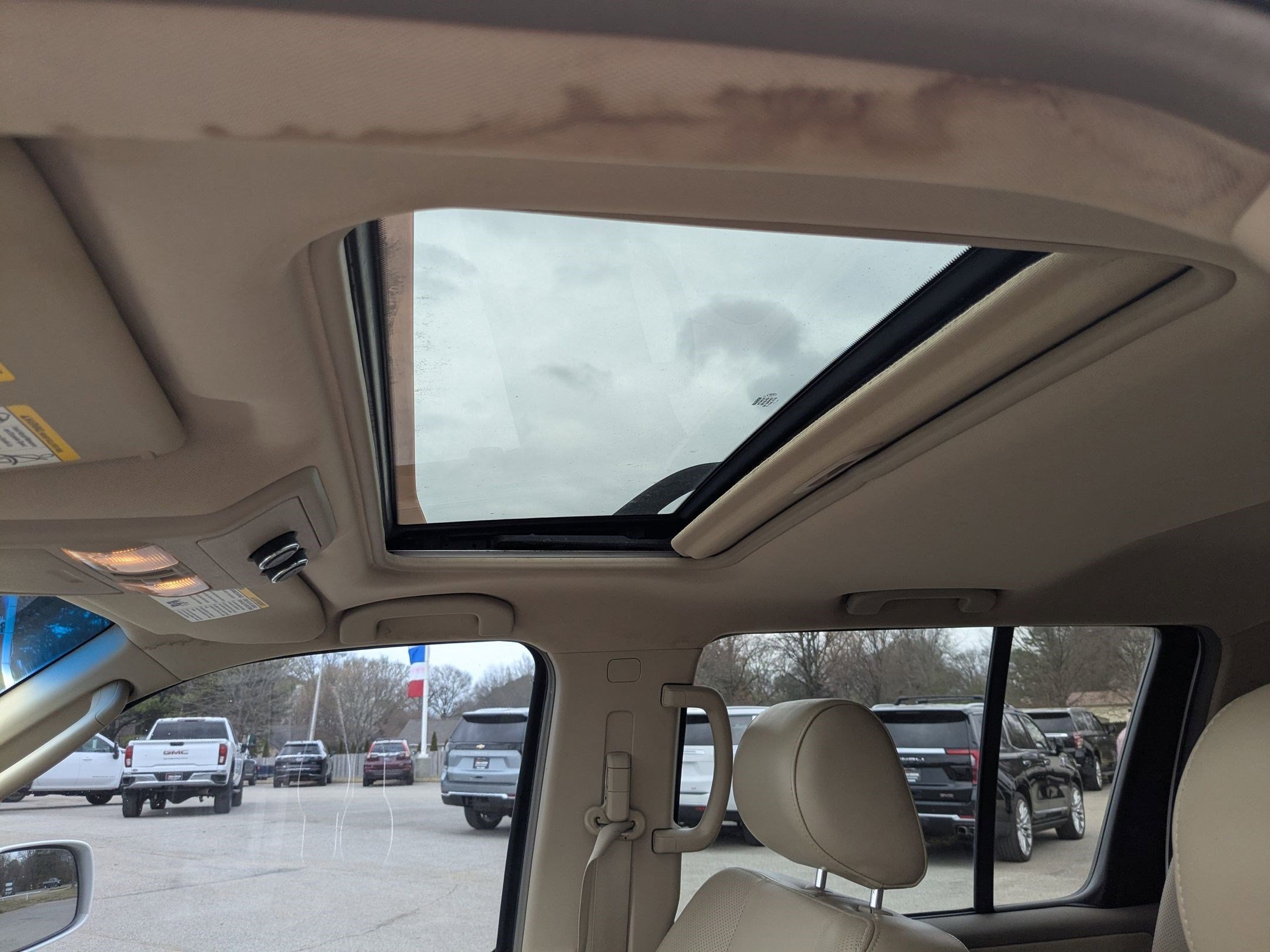 Used 2008 Nissan Pathfinder SE w/ Leather Pkg image 19