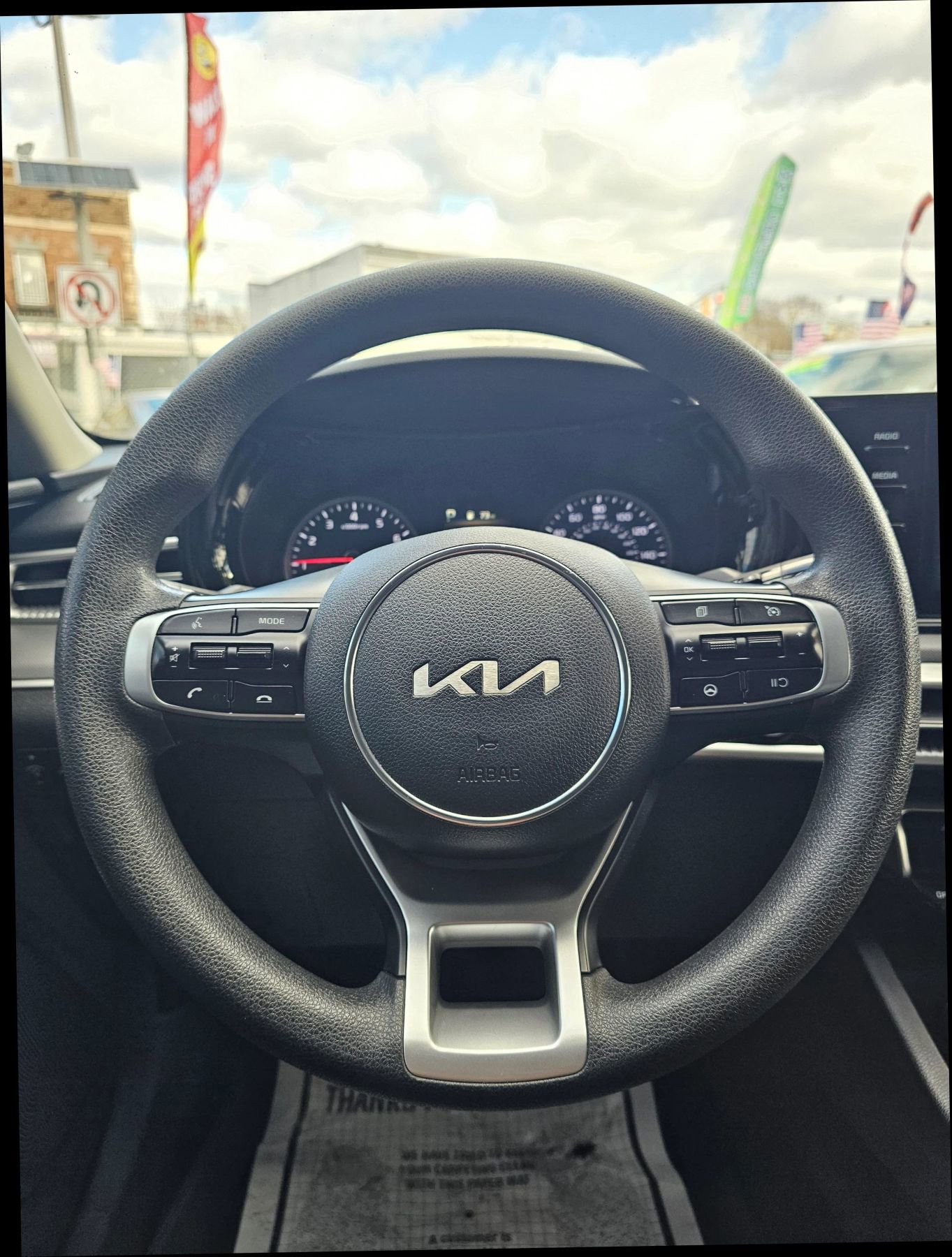 Used 2022 Kia K5 LXS image 13