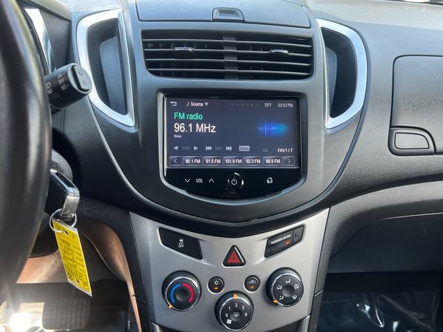 Used 2016 Chevrolet Trax LT w/ LT Convenience Package FWD image 15