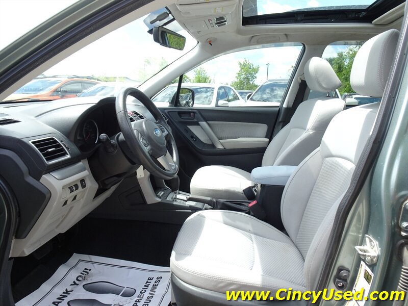 Used 2017 Subaru Forester 2.5i Premium w/ Popular Package #2A AWD/4WD image 10