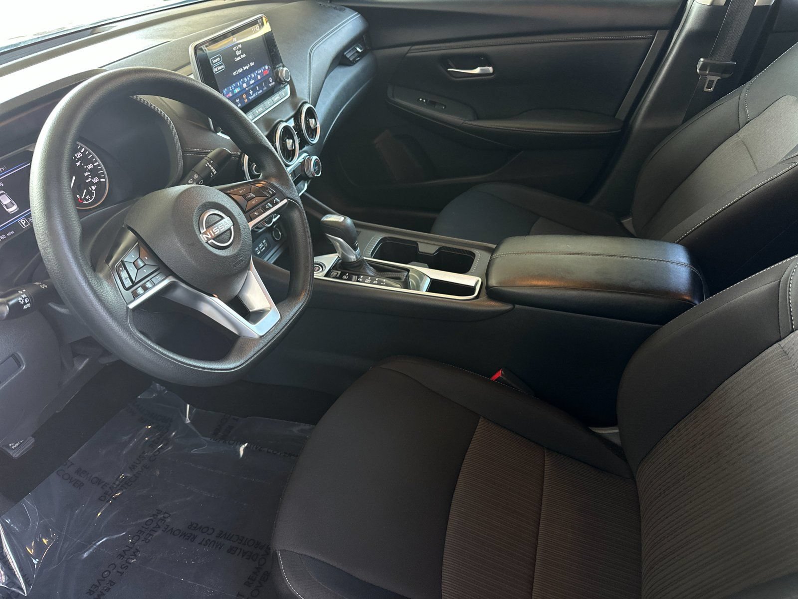 Used 2025 Nissan Sentra SV FWD image 9