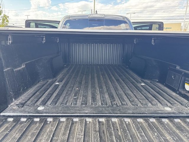 Certified 2022 Toyota Tacoma TRD Off-Road w/ TRD Premium Off Road Package image 13