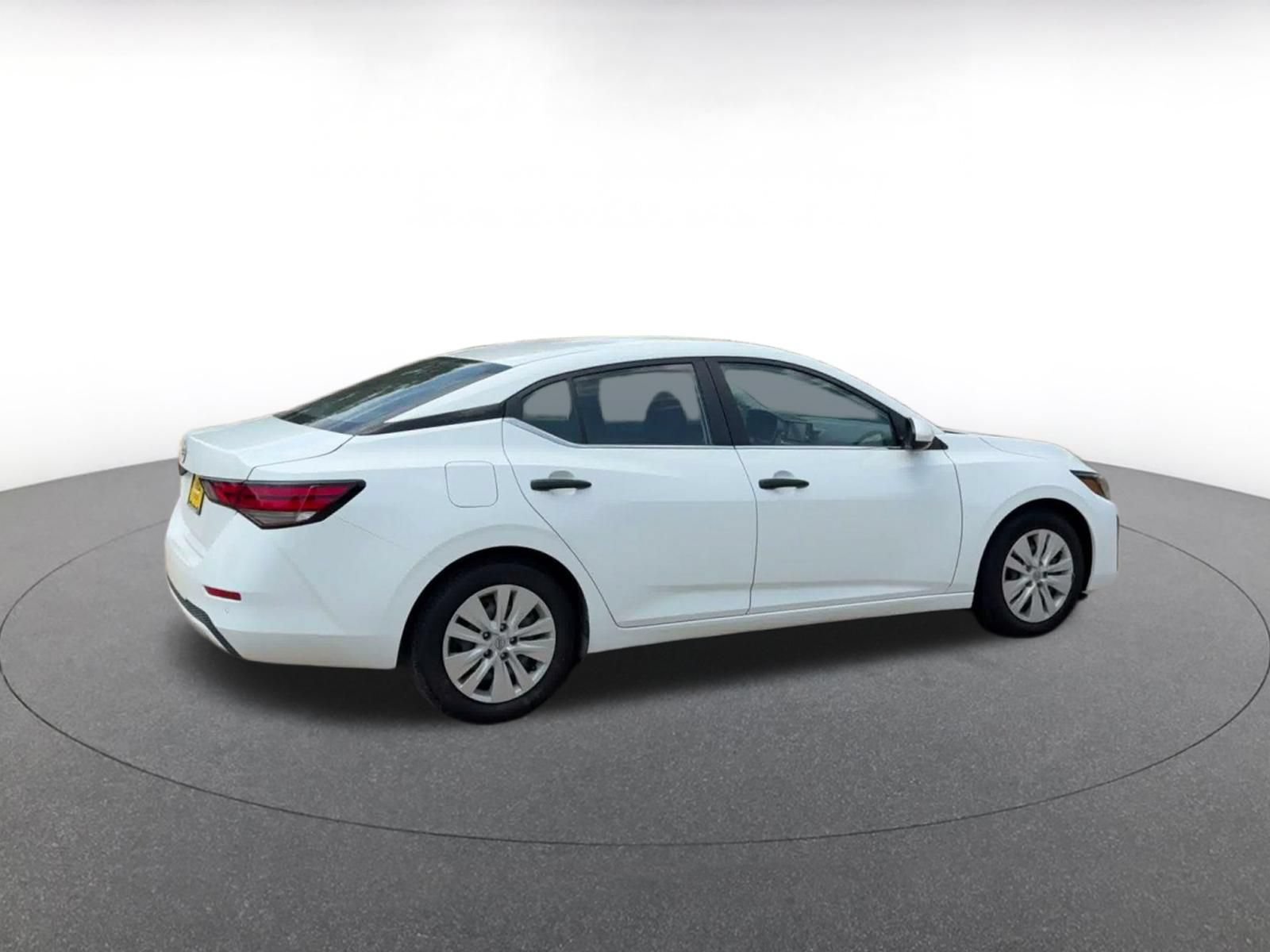 Used 2025 Nissan Sentra S FWD image 14