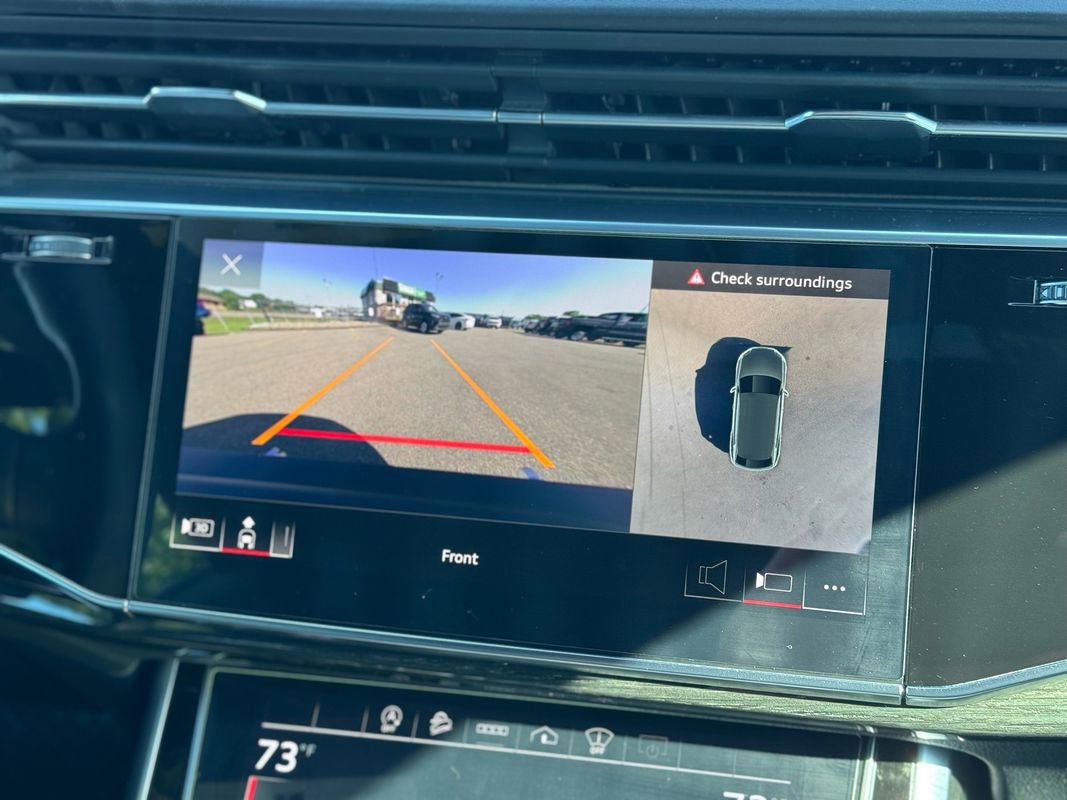 Used 2021 Audi Q8 Prestige image 15