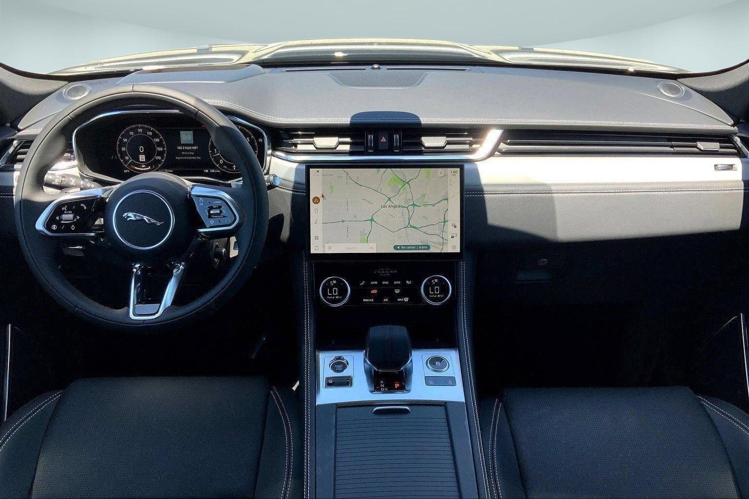 New 2026 Jaguar F-PACE R-Dynamic S AWD/4WD image 7