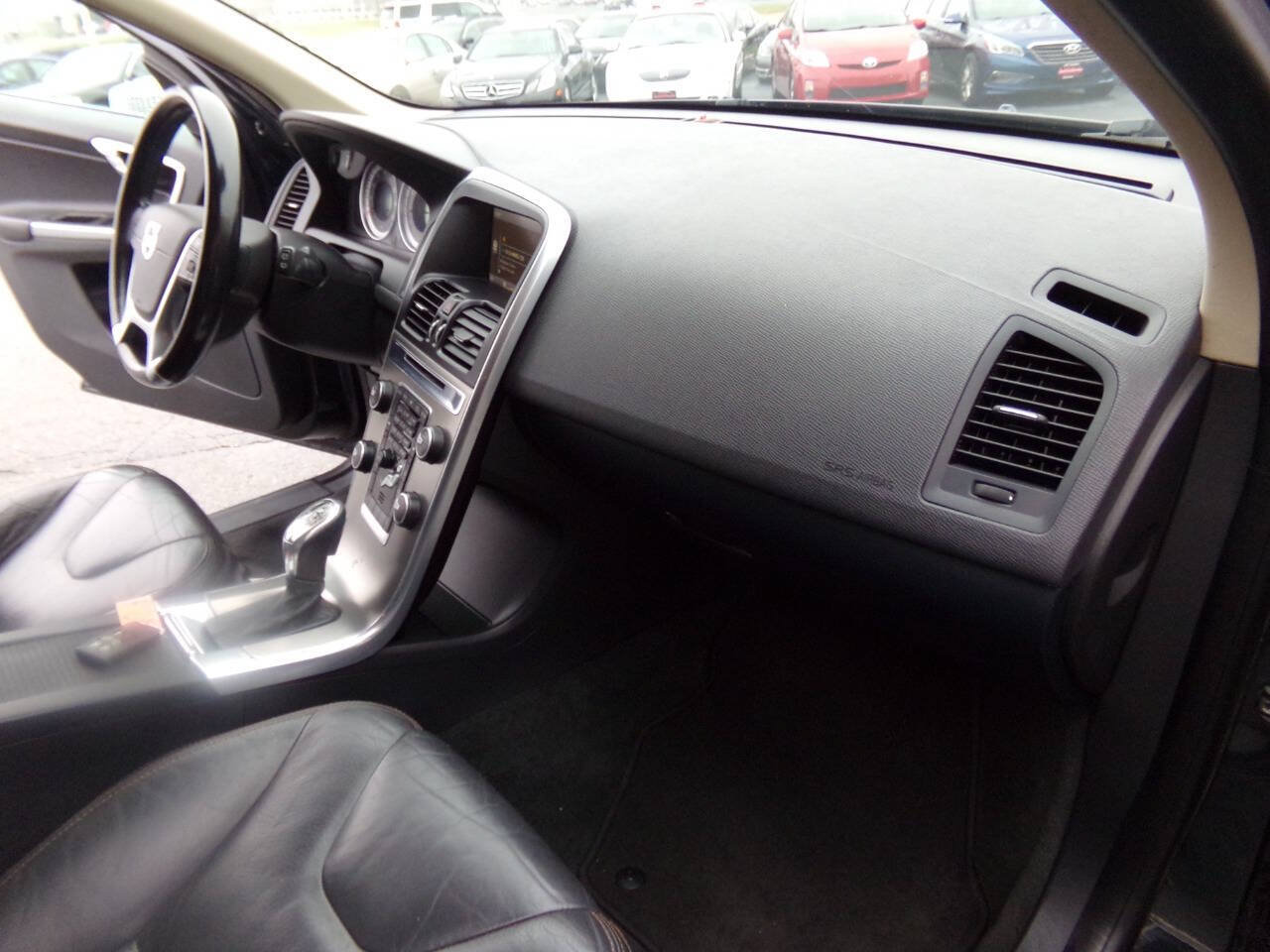 Used 2013 Volvo XC60 3.2 FWD image 42