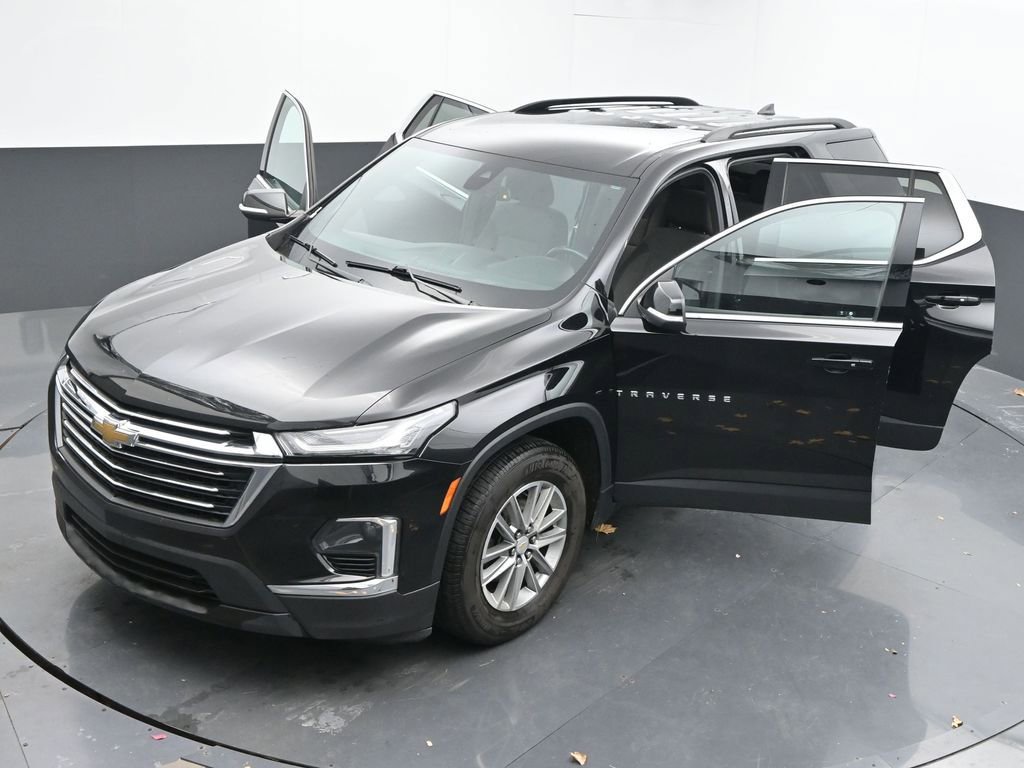 Used 2023 Chevrolet Traverse LT image 59