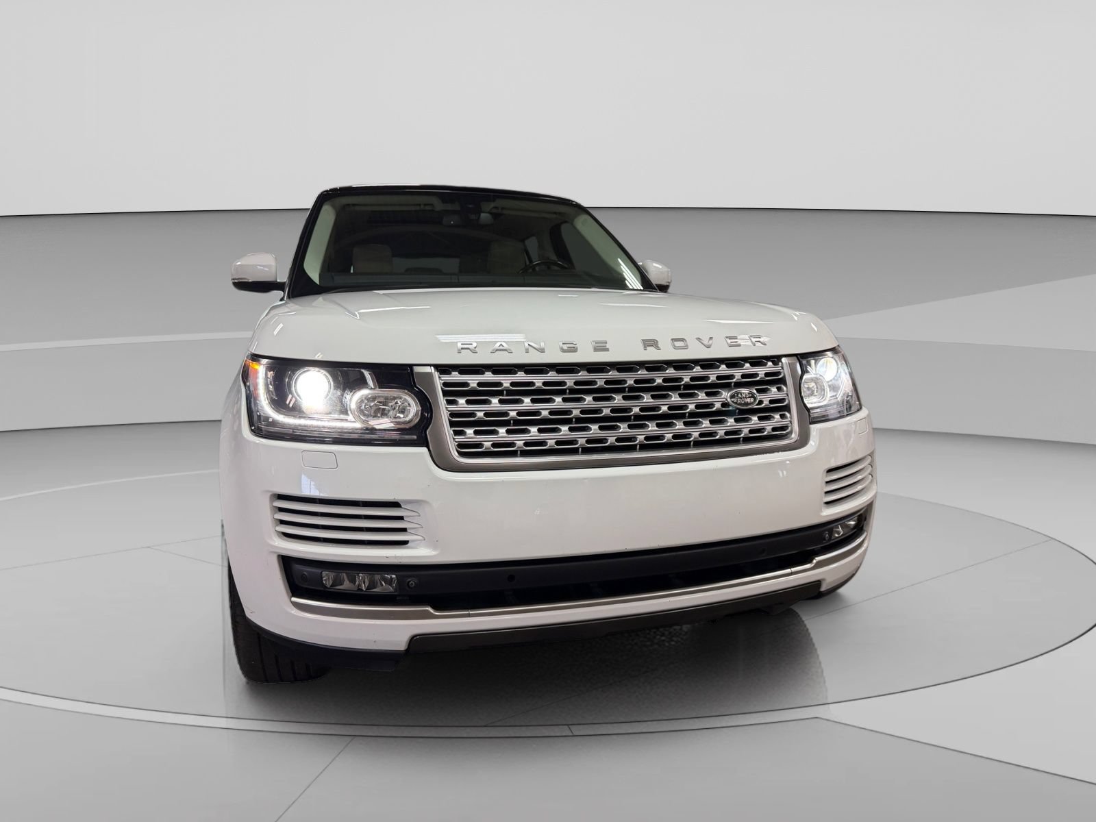 Used 2015 Land Rover Range Rover Supercharged AWD/4WD image 40