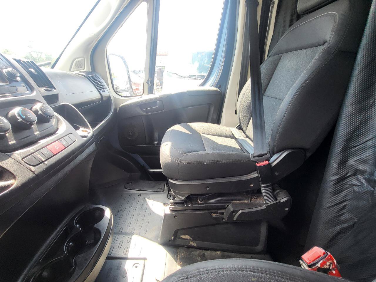 Used 2019 RAM ProMaster 3500 FWD image 24