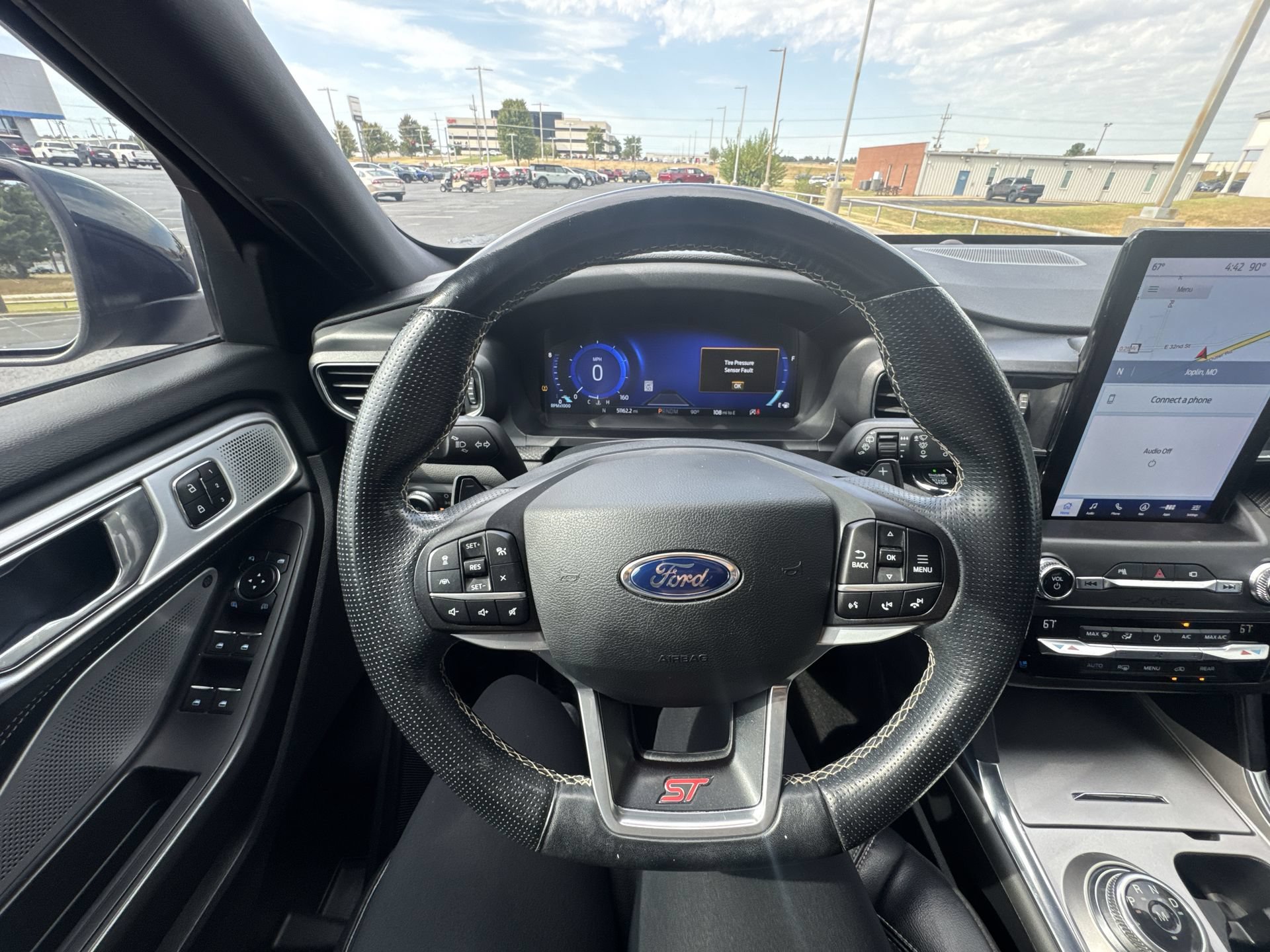 Used 2020 Ford Explorer ST w/ Premium Technology Package AWD/4WD image 14
