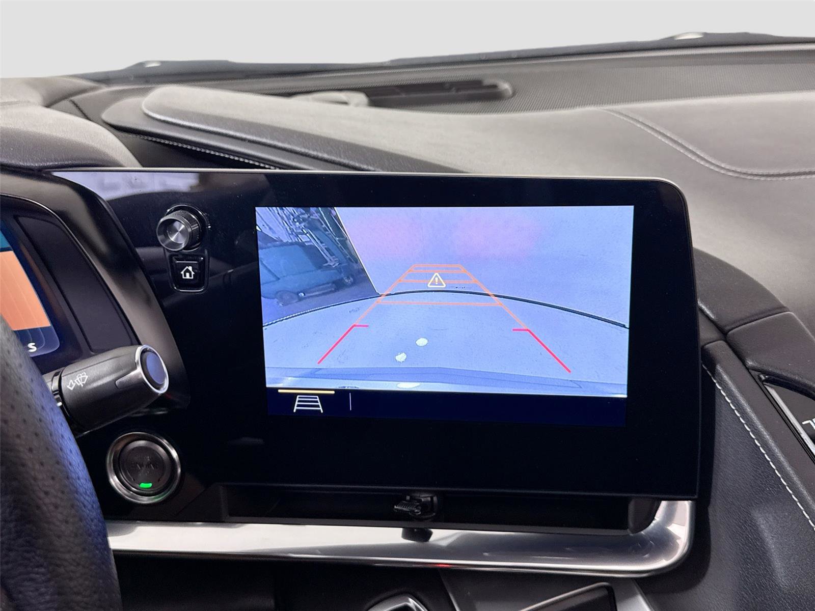 Used 2020 Chevrolet Corvette Stingray Coupe w/ Battery Protection Package image 11