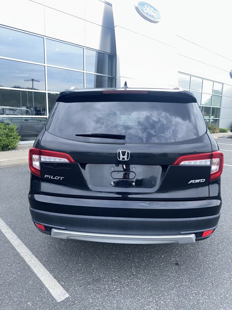 Used 2022 Honda Pilot Black Edition image 3