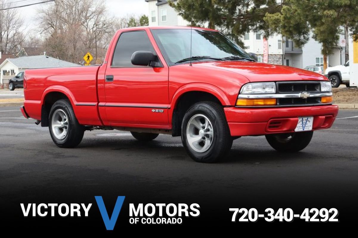Used 2000 Chevrolet S10 Pickup LS w/ Preferred Equipment Group RWD image 1