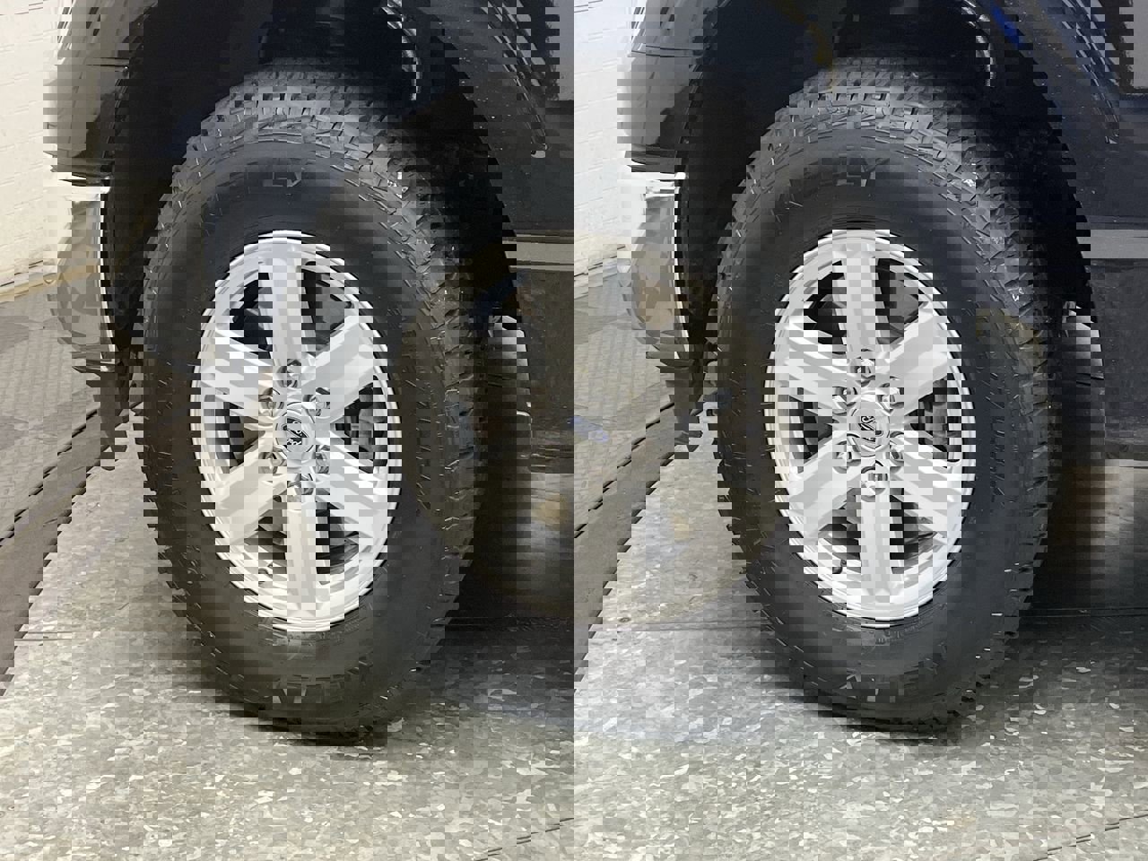 Certified 2022 Ford F150 XLT w/ Equipment Group 301A Mid image 31