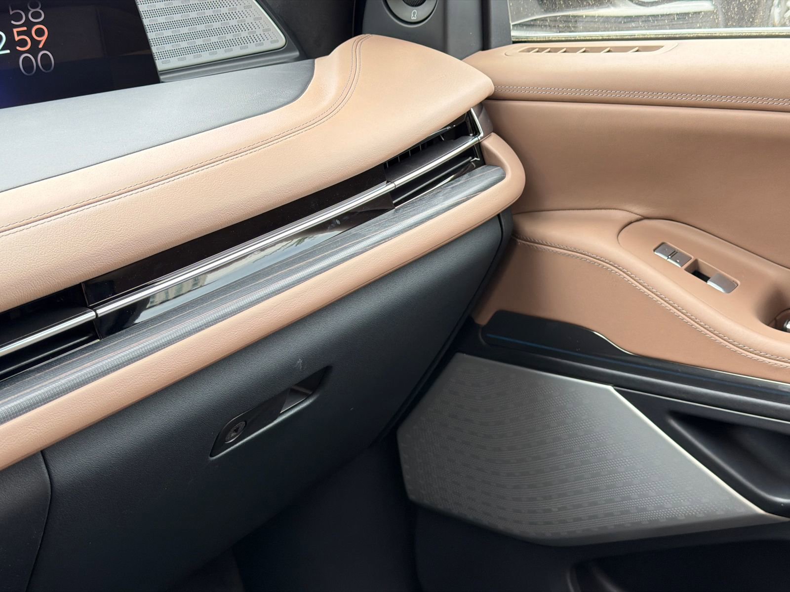 New 2026 Lincoln Navigator L Black Label AWD/4WD image 34