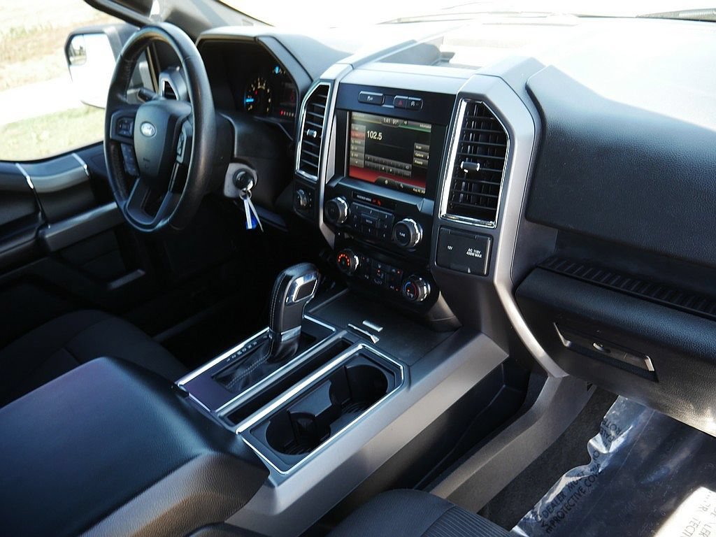 Used 2015 Ford F150 XLT w/ Equipment Group 302A Luxury AWD/4WD image 54