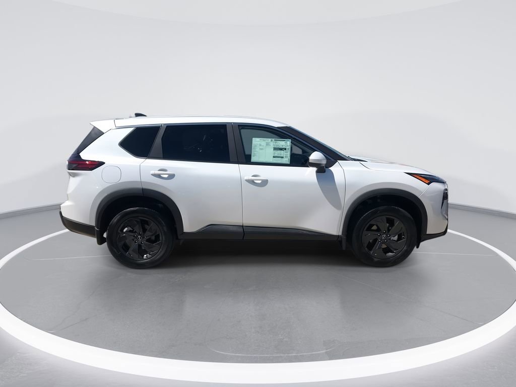 New 2026 Nissan Rogue SV w/ Cold Weather Package AWD/4WD image 9