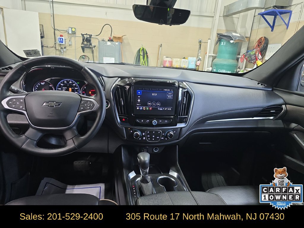 Used 2023 Chevrolet Traverse Premier w/ Redline Edition AWD/4WD image 11