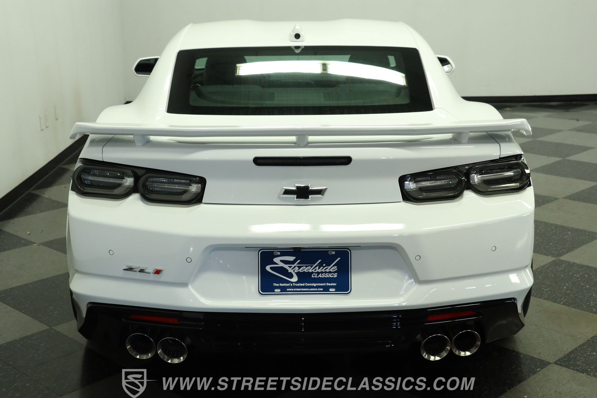 Used 2023 Chevrolet Camaro ZL1 RWD image 9