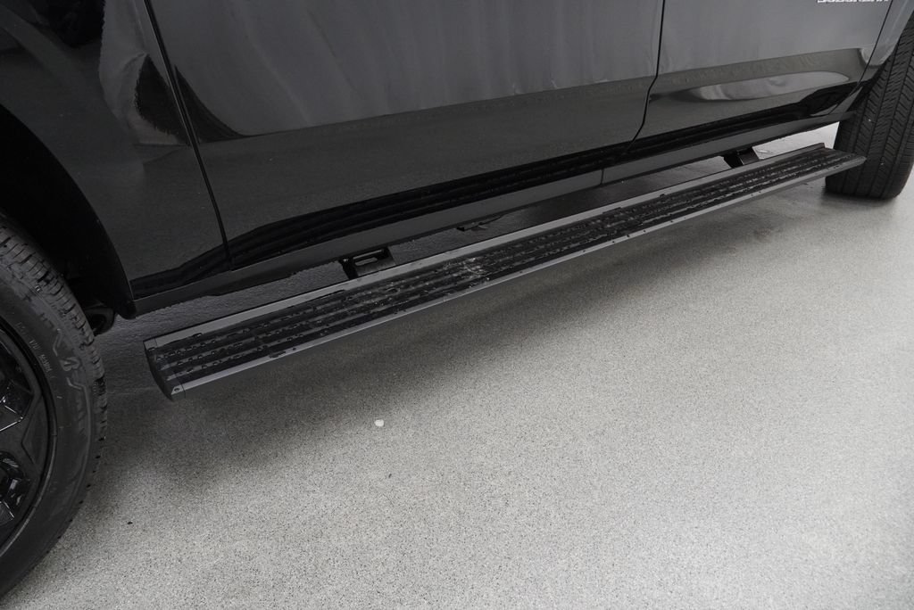 New 2026 Chevrolet Suburban High Country AWD/4WD image 31