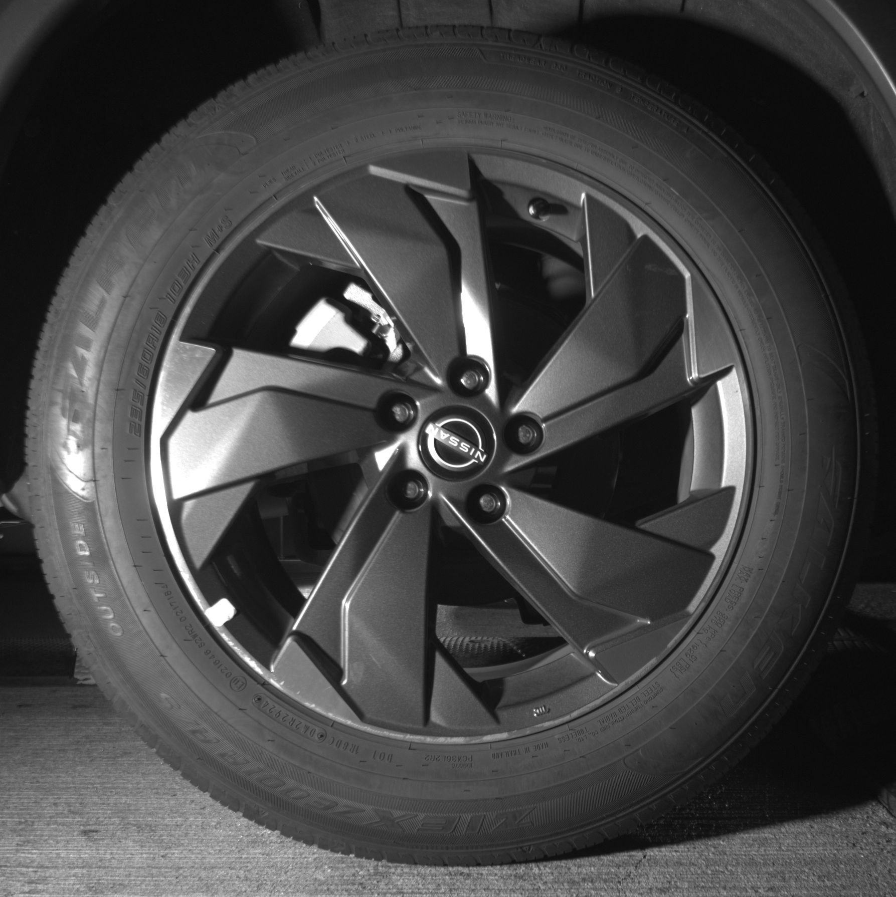 Used 2025 Nissan Rogue SV image 15