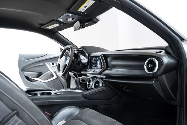Used 2017 Chevrolet Camaro SS RWD image 24