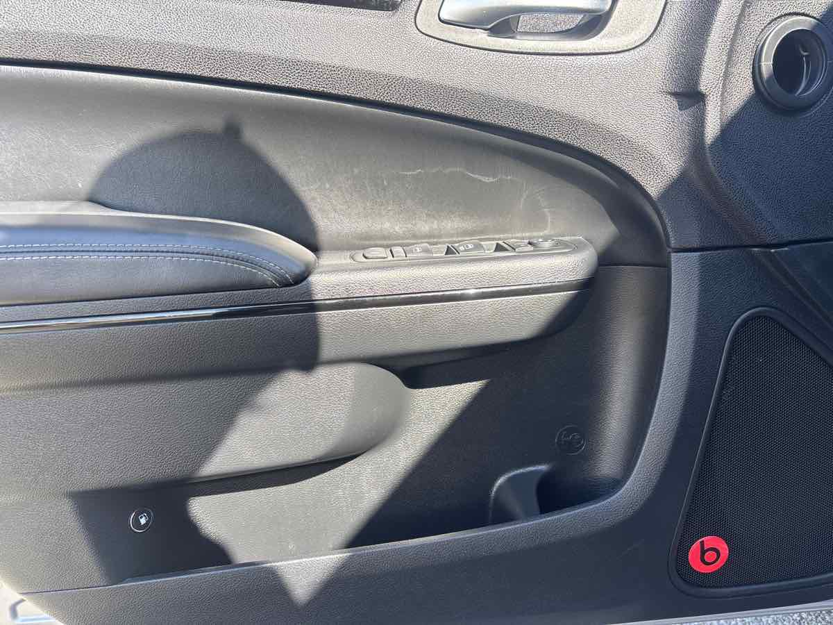 Used 2014 Chrysler 300 S w/ Light Group image 7