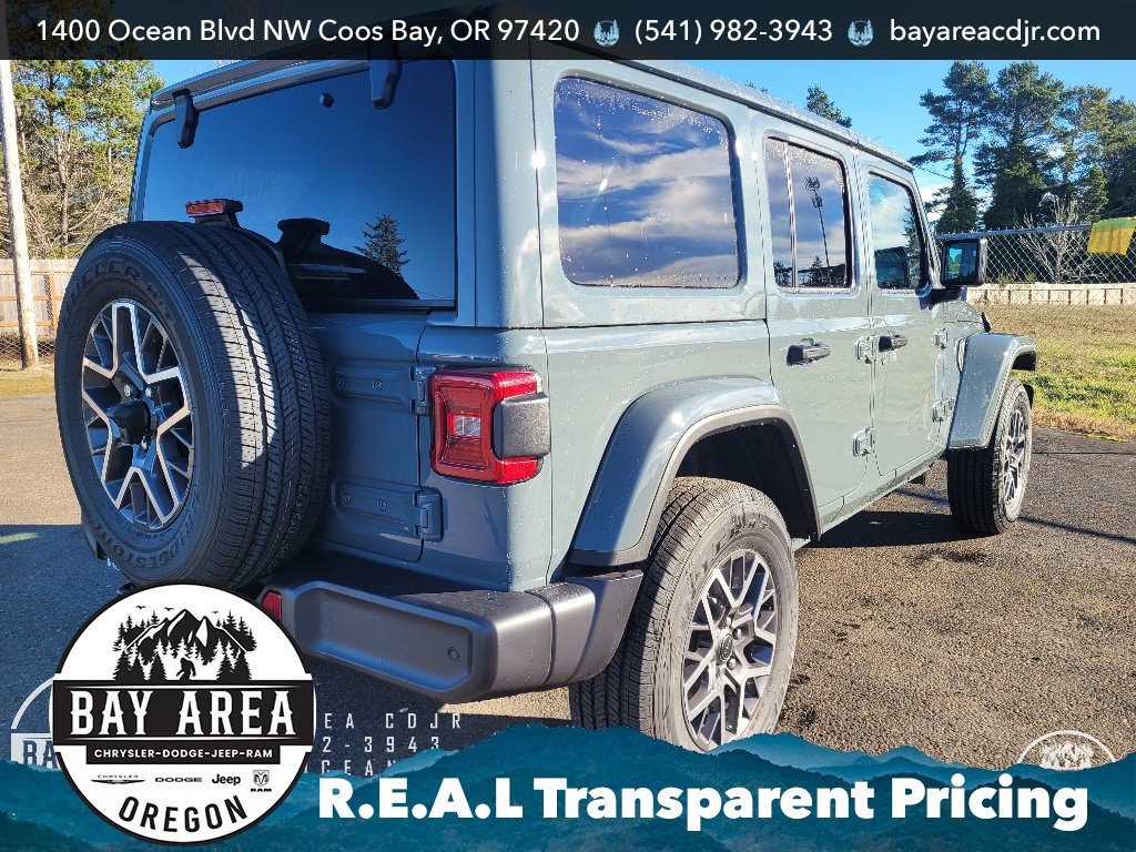 New 2026 Jeep Wrangler Unlimited Sahara w/ Safety Group AWD/4WD image 8