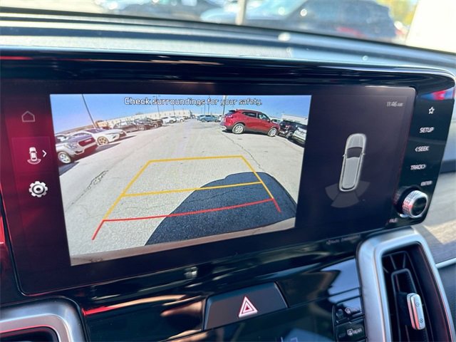 Used 2023 Kia Sorento S w/ Panoramic Sunroof Package image 17