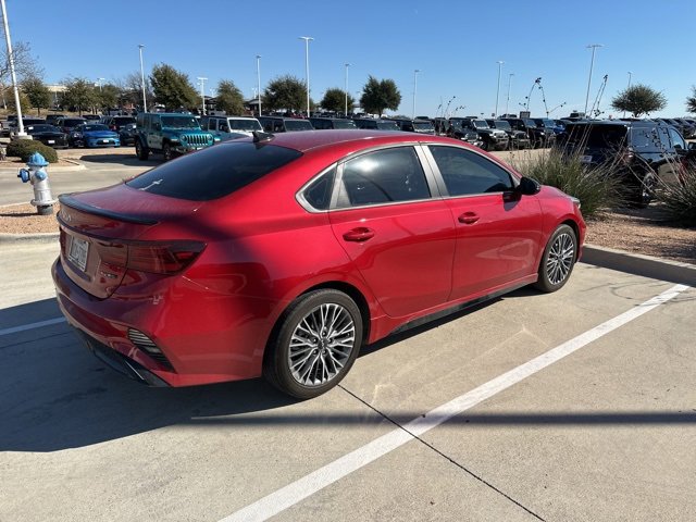 Used 2024 Kia Forte GT-Line w/ GT-Line Premium Package image 12