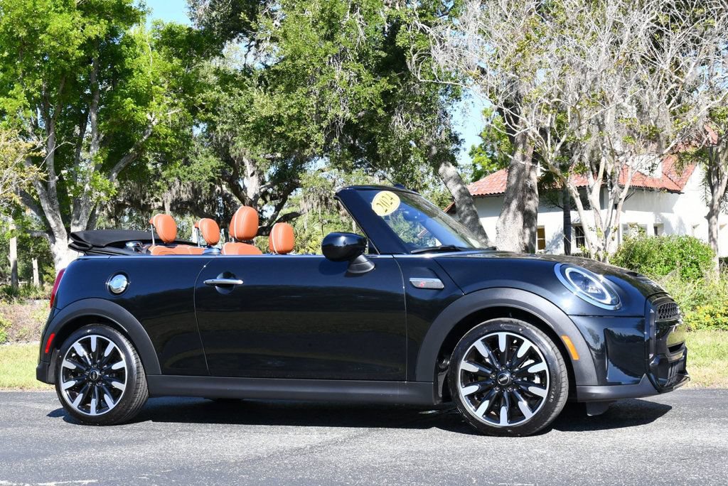 Used 2024 MINI Cooper S w/ Signature Upholstery Package FWD image 8