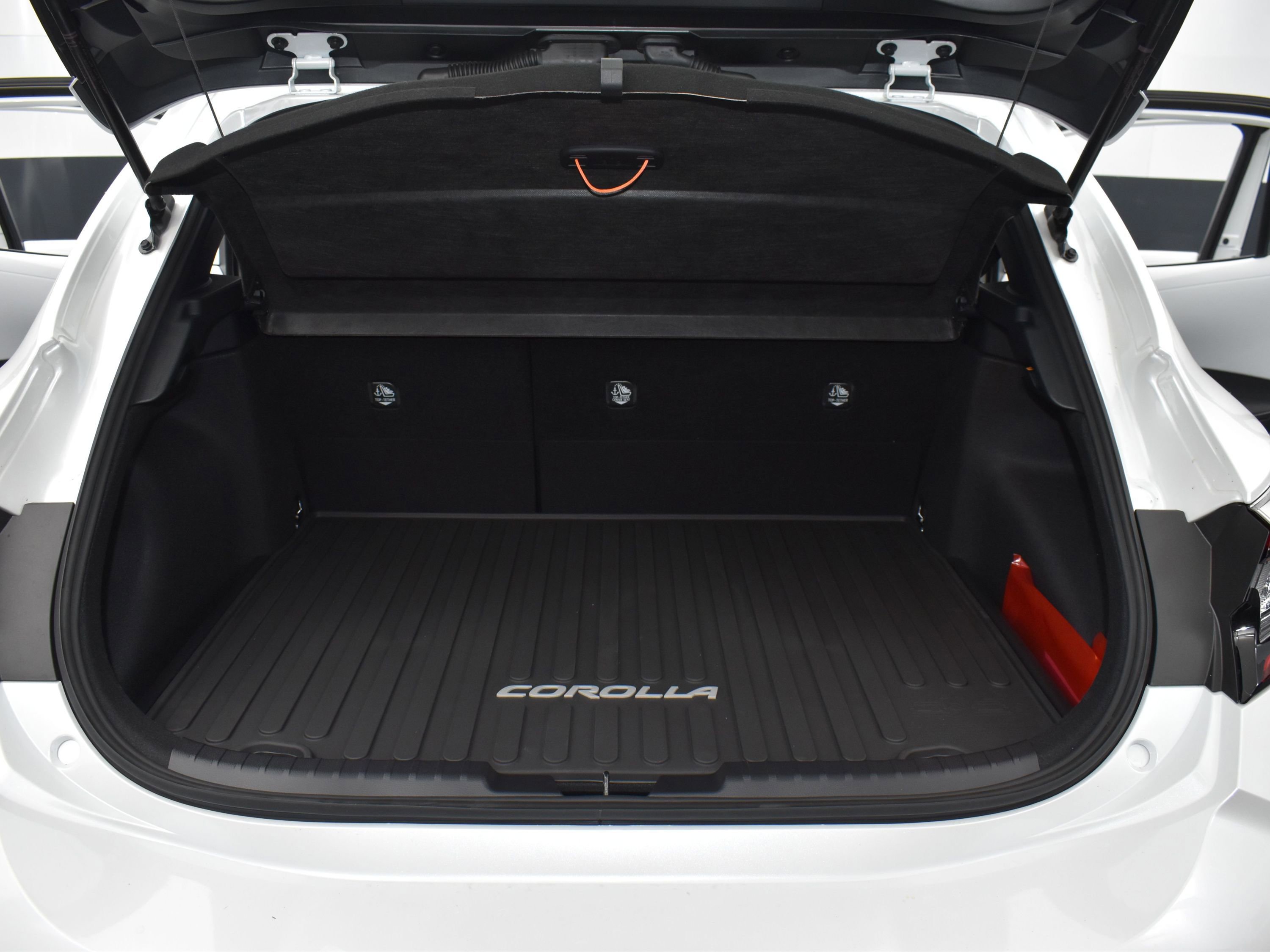 Used 2025 Toyota Corolla SE image 25