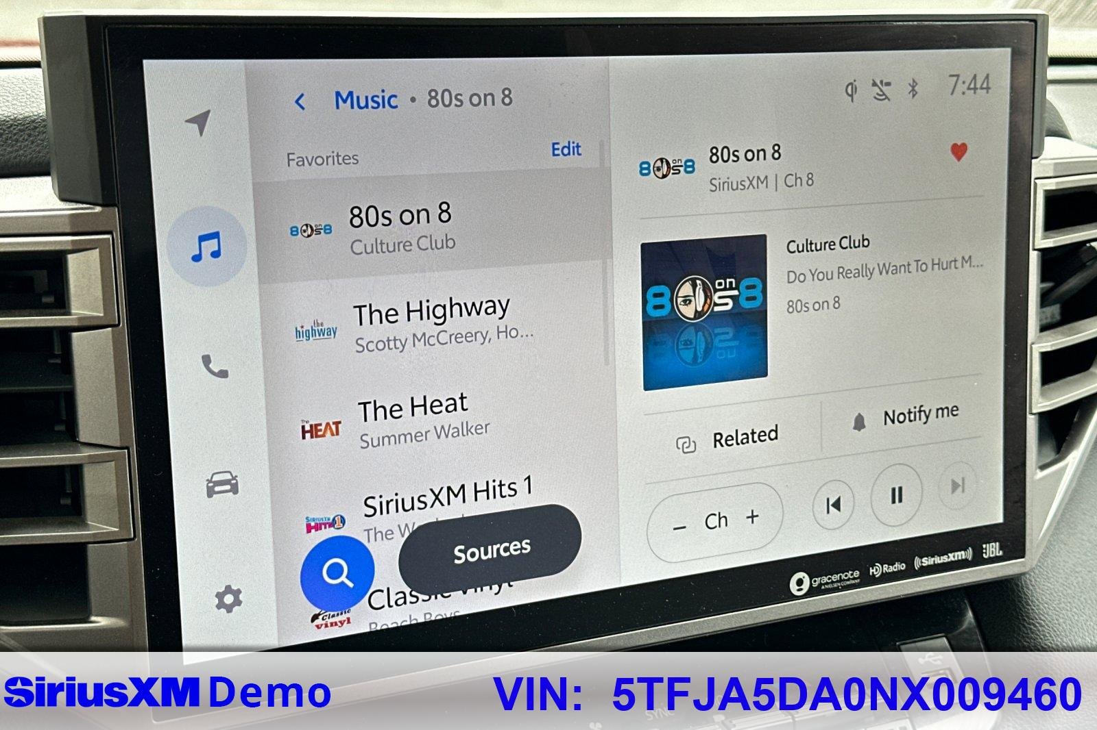 Used 2022 Toyota Tundra Limited image 7