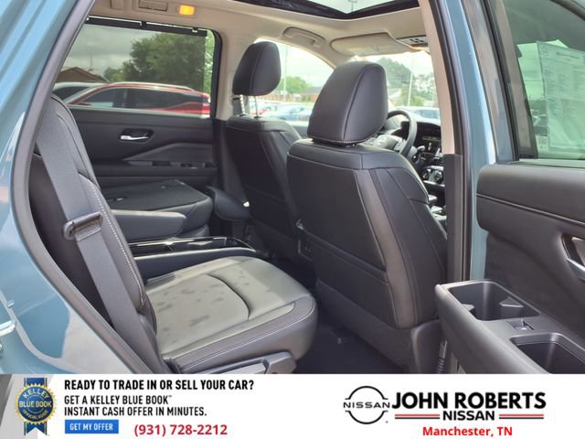 New 2026 Nissan Pathfinder SL w/ SL Premium Package FWD image 19