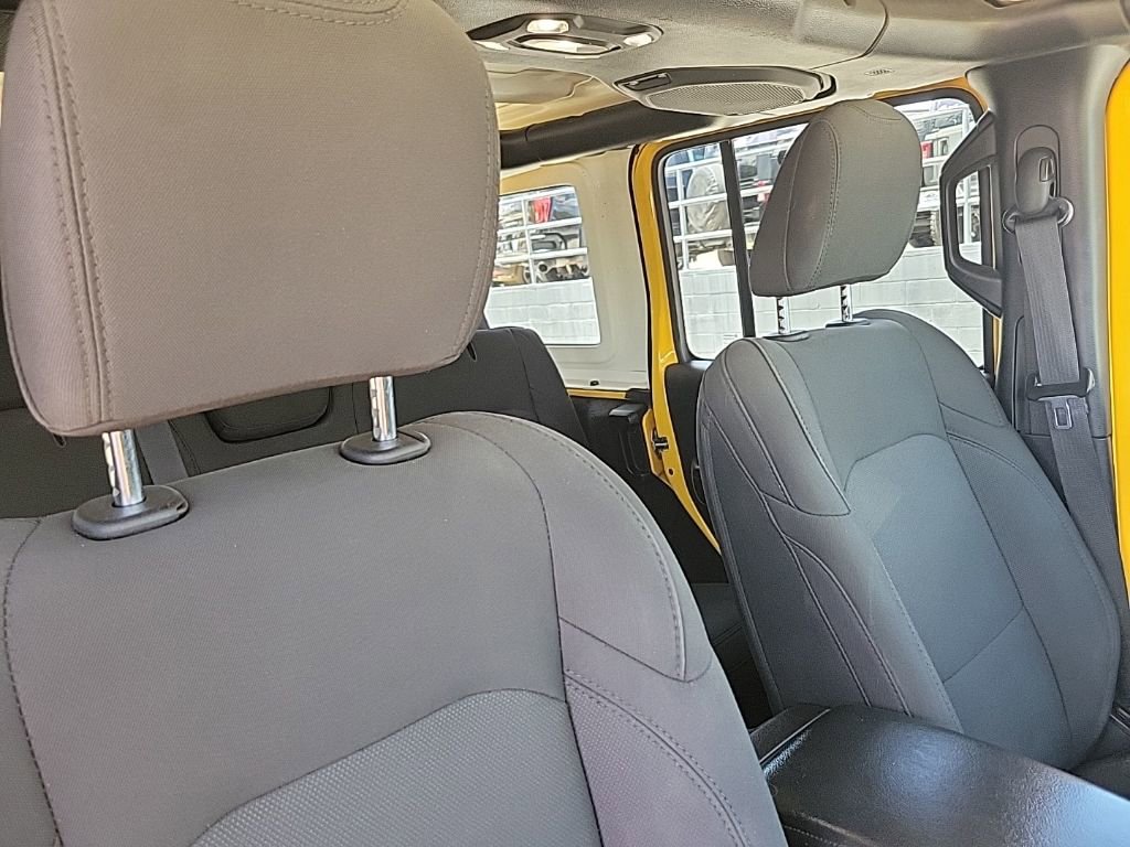 Used 2019 Jeep Wrangler Unlimited Sport AWD/4WD image 46