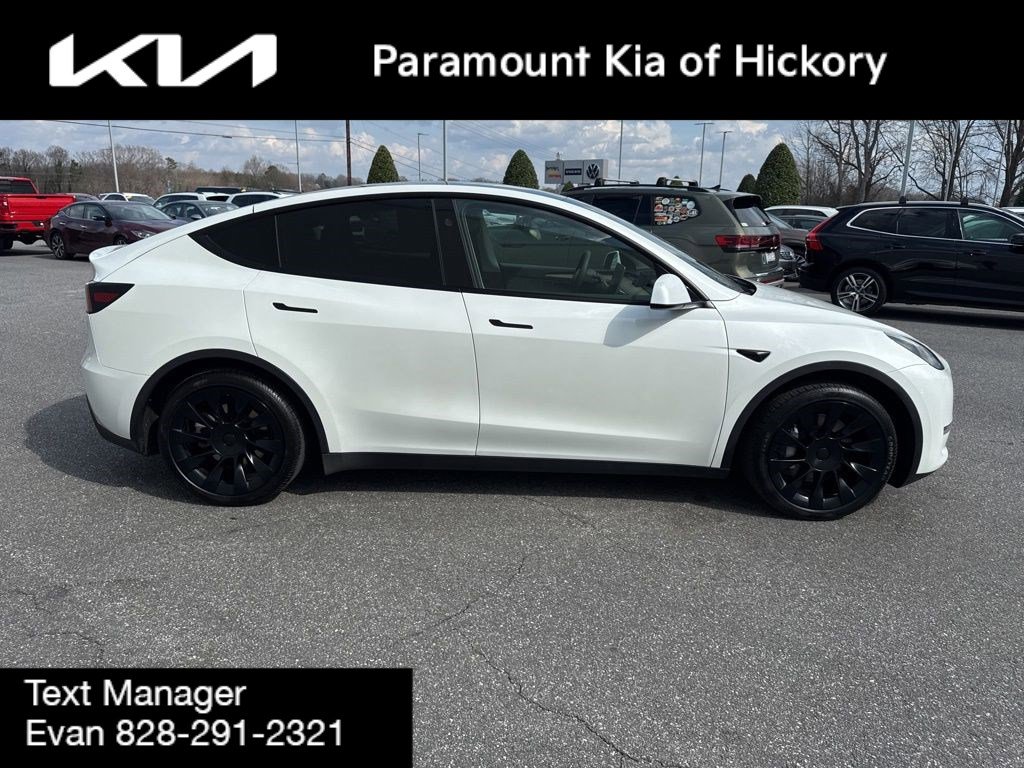 Used 2024 Tesla Model Y Long Range image 8