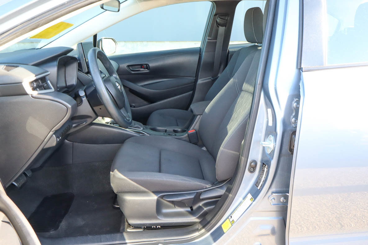Used 2024 Toyota Corolla LE FWD image 7