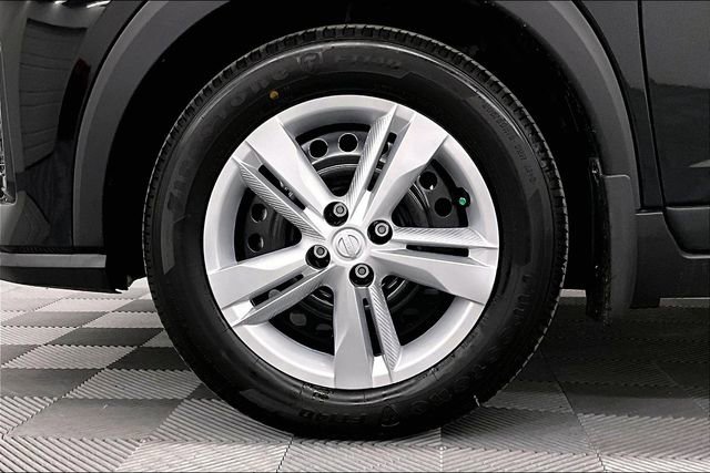 New 2025 Nissan Kicks Play S image 13