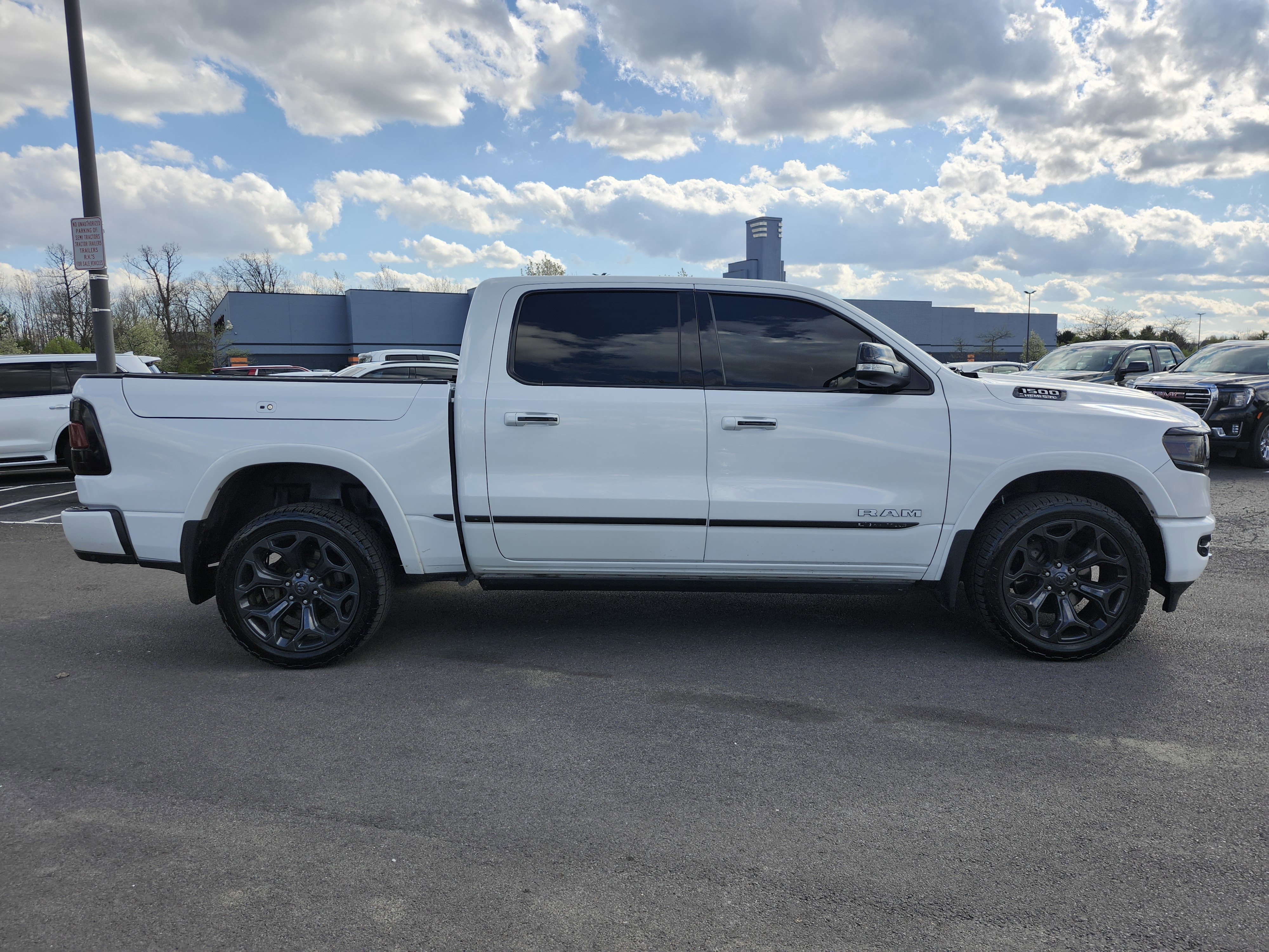 Used 2019 RAM 1500 Limited image 19