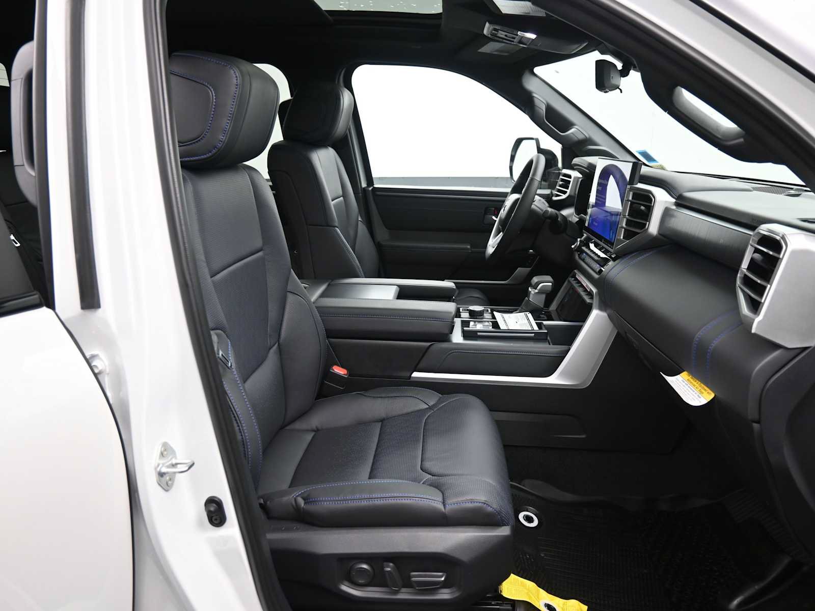 New 2024 Toyota Tundra Platinum AWD/4WD image 25