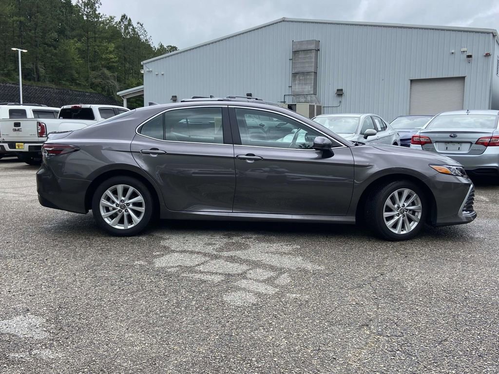 Used 2023 Toyota Camry LE FWD image 2
