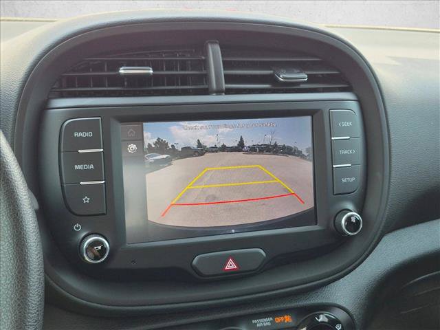 Used 2023 Kia Soul LX FWD image 13