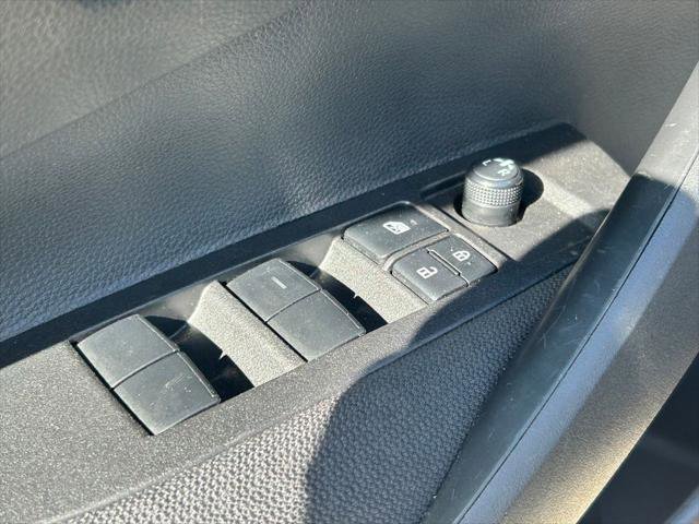 Certified 2025 Toyota Corolla LE FWD image 22